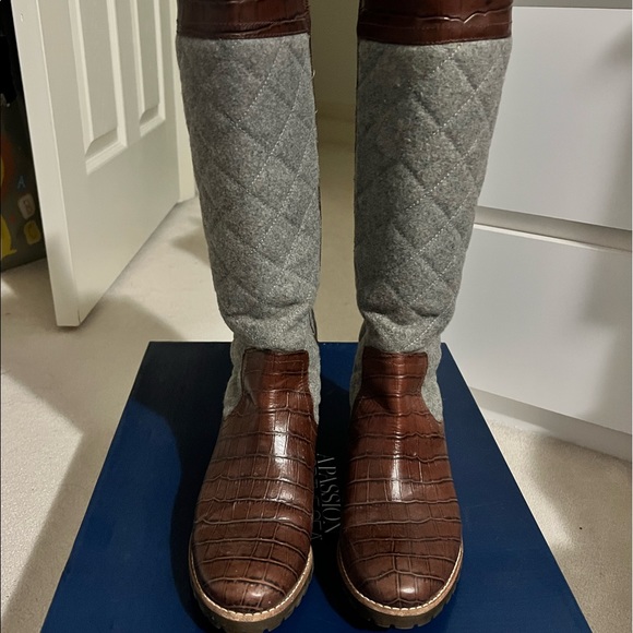 Sperry Essex Quilted Leather Riding Boots 6 - Picture 2 of 7